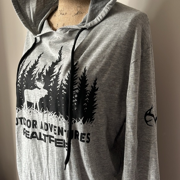 real tree outdoor adventure printed hoodie - Picture 2 of 4